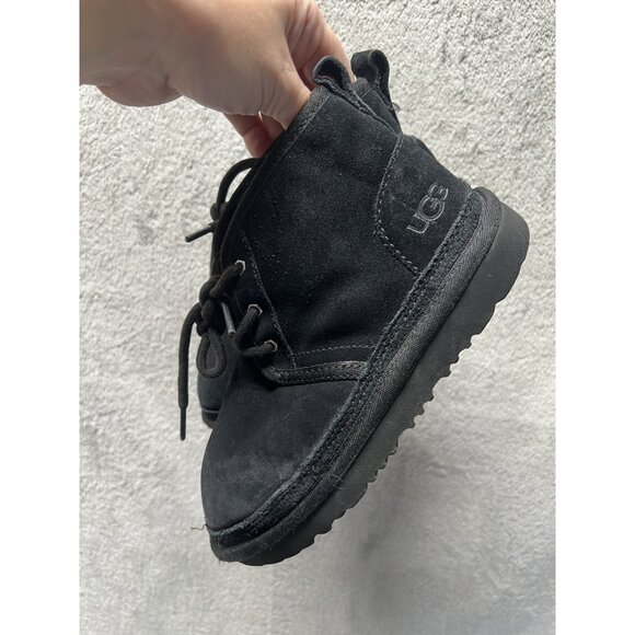 Kids UGG Neumel II Ankle Boots - Black Suede, Size 1 US [1017320K] Snow Winter - Picture 2 of 9